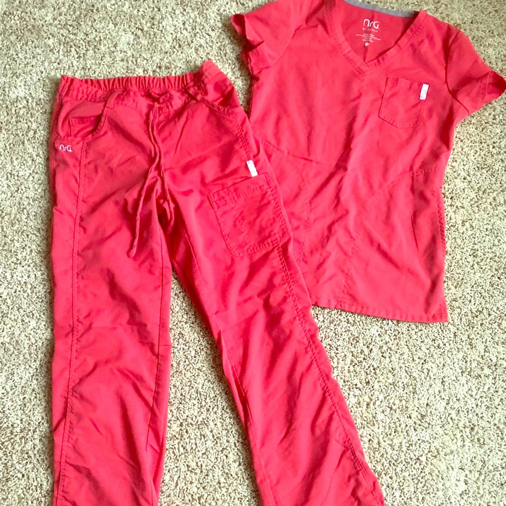 nrG scrubs XS